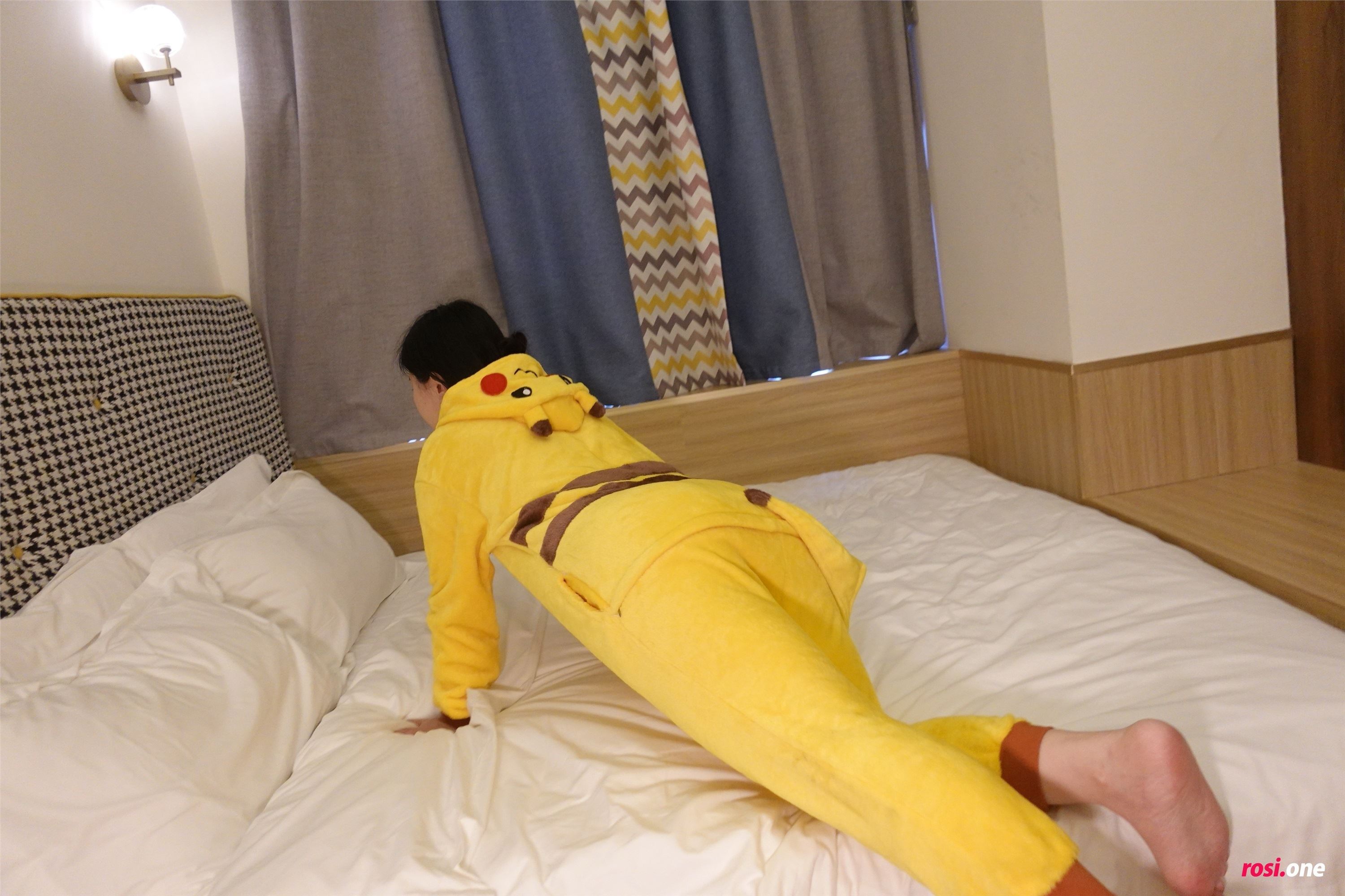 ROSI写真 2021.11.13 NO.3631